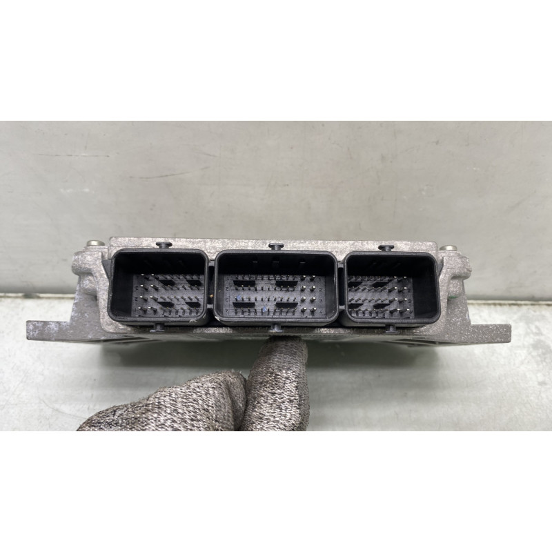 Calculateur moteur CITROEN C4 1 Photo n°2