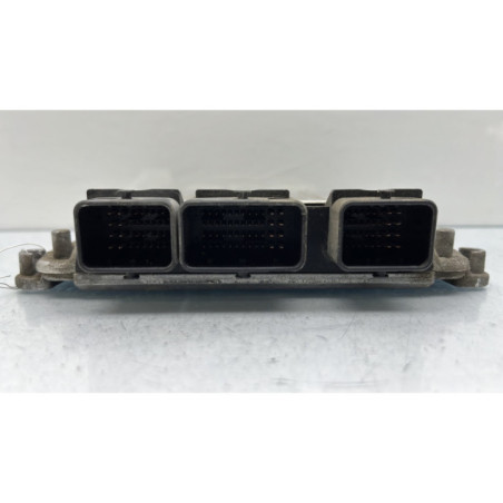 Calculateur moteur PEUGEOT 206
