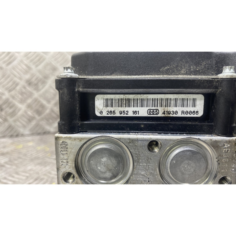 Bloc ABS (freins anti-blocage) AUDI Q5 1 Photo n°4