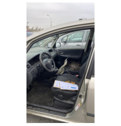Trappe d'essence TOYOTA COROLLA VERSO 1