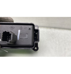 Bouton de warning RENAULT LATITUDE