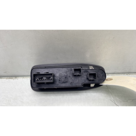 Interrupteur de leve vitre avant gauche PEUGEOT 208 1