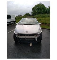 Pommeau de vitesses PEUGEOT 208 1