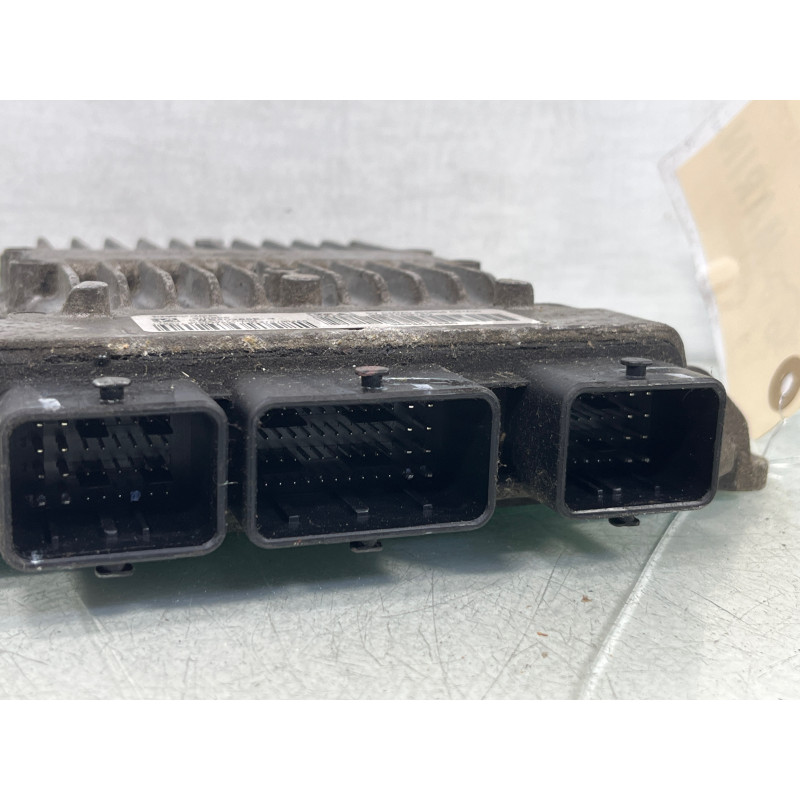 Calculateur moteur CITROEN C2 Photo n°3