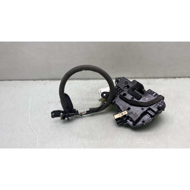 Serrure arriere gauche RENAULT CLIO 5 Photo n°2