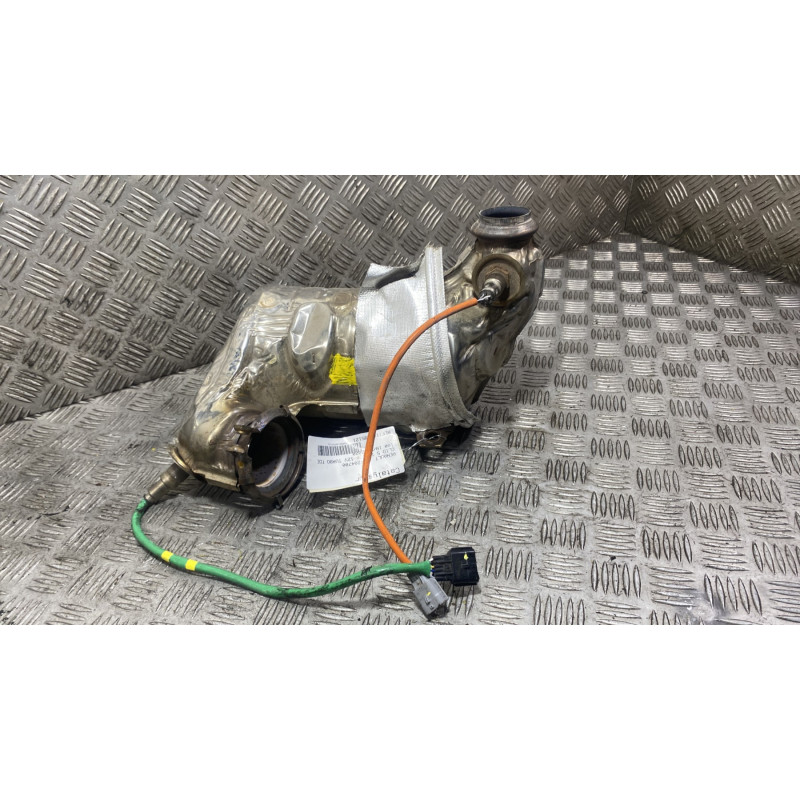 Catalyseur (echappement) RENAULT CLIO 5 Photo n°1