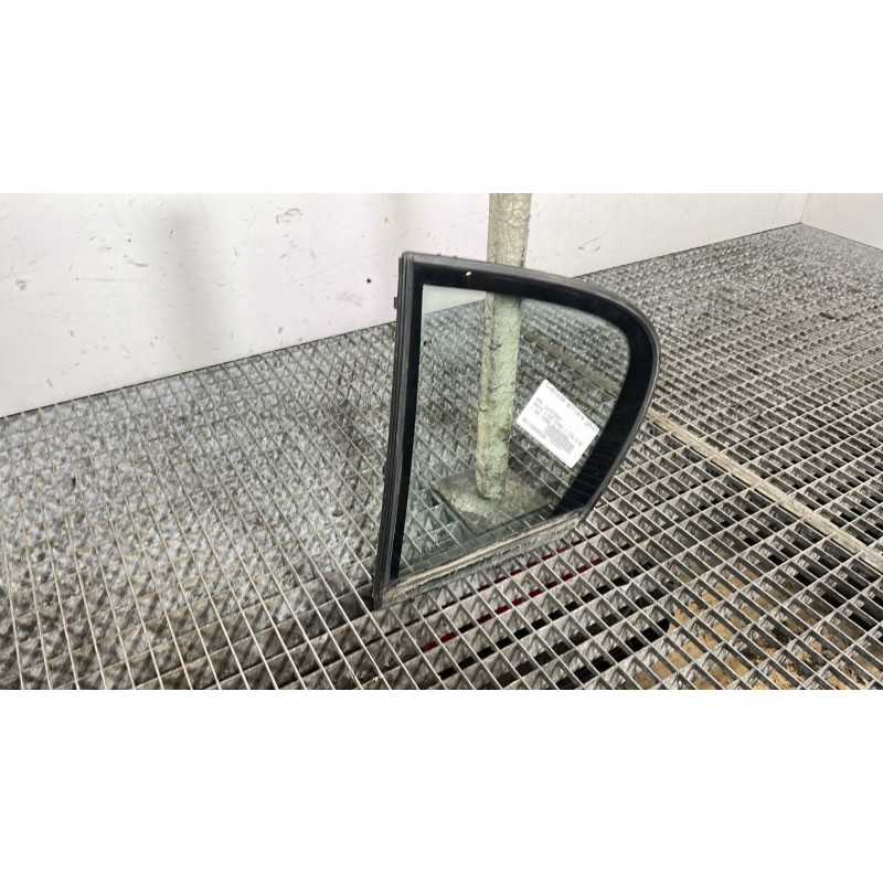 Custode arriere gauche (porte) BMW SERIE 1 E87 Photo n°3