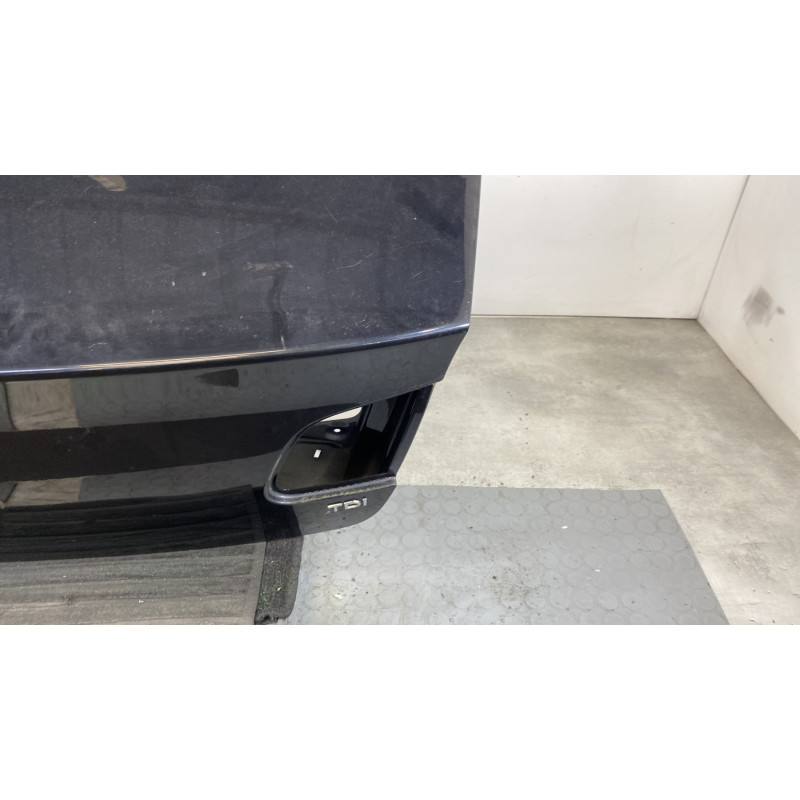 Malle/Hayon arriere VOLKSWAGEN PASSAT 5 Photo n°4