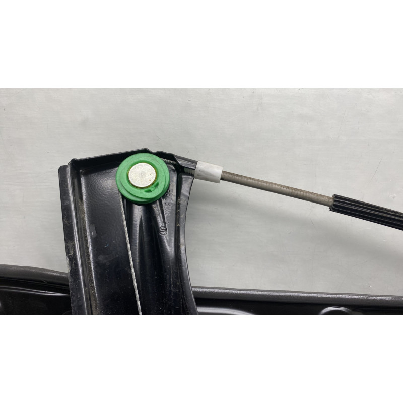 Leve vitre electrique avant droit VOLKSWAGEN PASSAT 5 Photo n°6