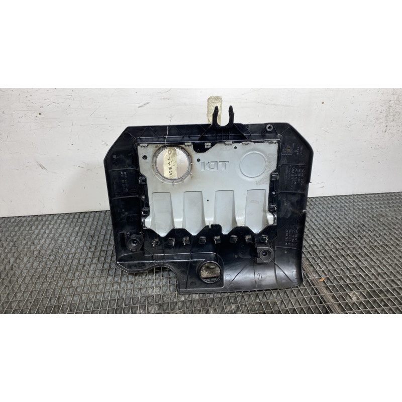 Cache moteur  VOLKSWAGEN PASSAT 5 Photo n°4