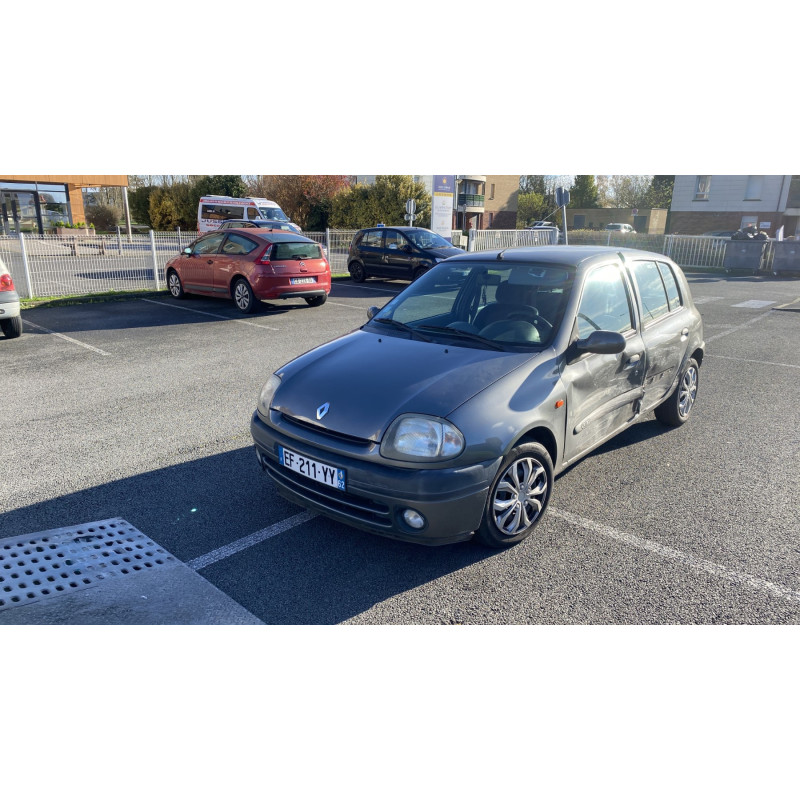 Moteur RENAULT CLIO 2 Photo n°6