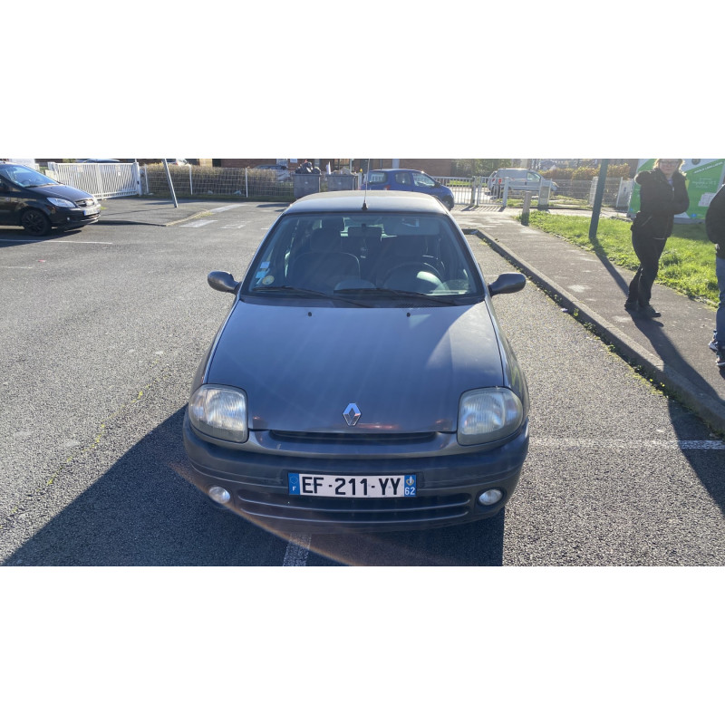 Moteur RENAULT CLIO 2 Photo n°10