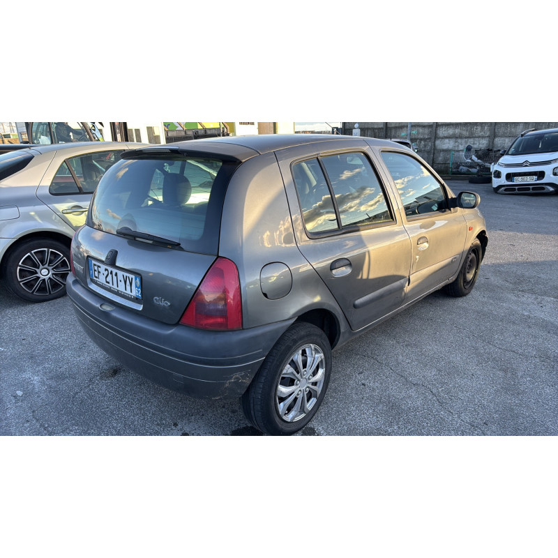 Moteur RENAULT CLIO 2 Photo n°18