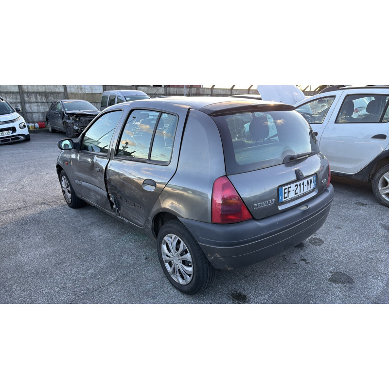 Moteur RENAULT CLIO 2 Photo n°19