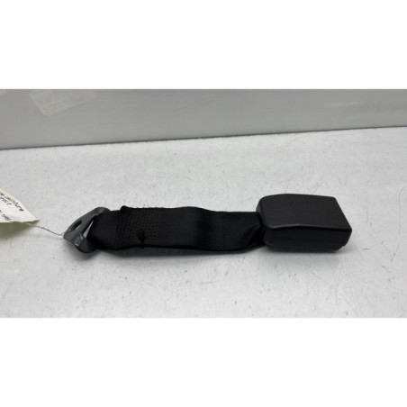 Attache ceinture arriere droit PEUGEOT 206 Photo n°1