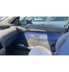 Attache ceinture arriere droit PEUGEOT 206