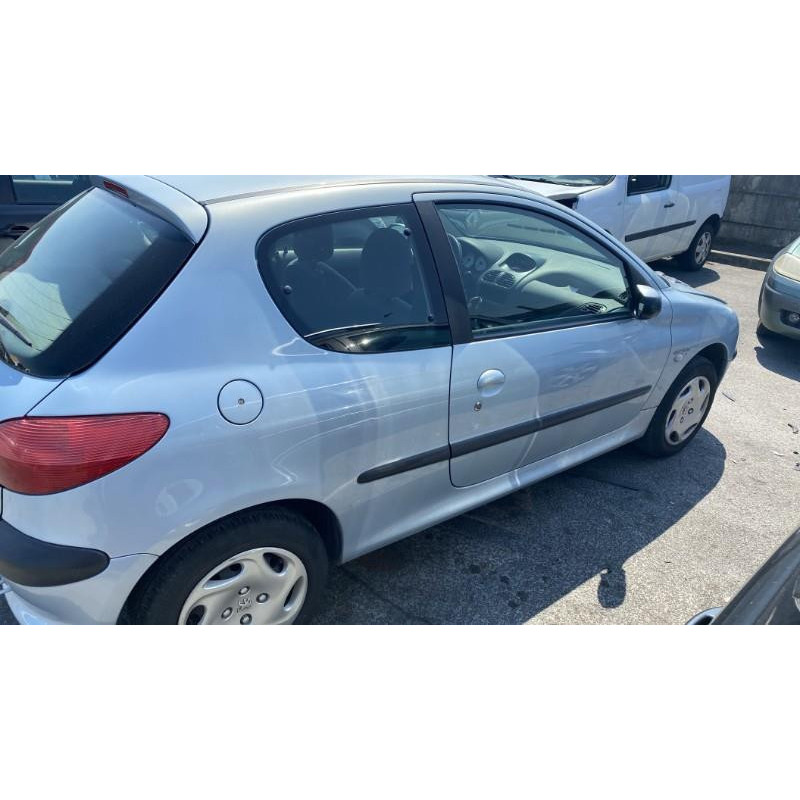 Attache ceinture arriere droit PEUGEOT 206 Photo n°13