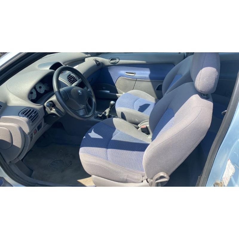 Attache ceinture arriere droit PEUGEOT 206 Photo n°16