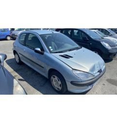 Attache ceinture arriere droit PEUGEOT 206