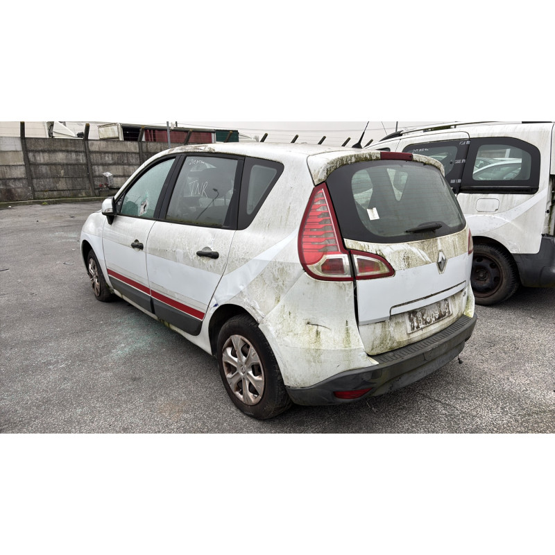 Verin de coffre RENAULT SCENIC 3 Photo n°8