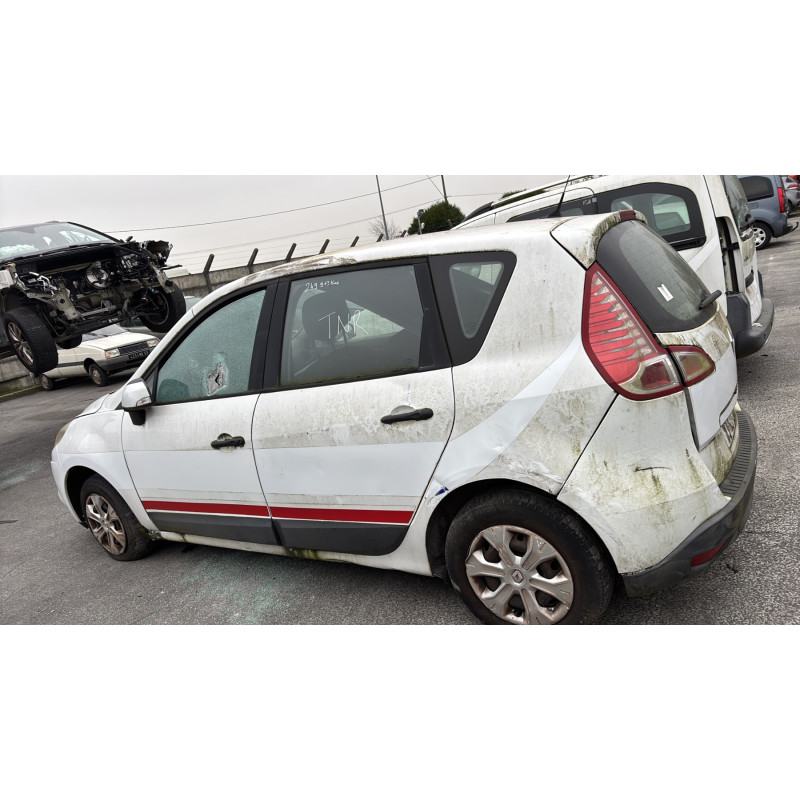 Verin de coffre RENAULT SCENIC 3 Photo n°11