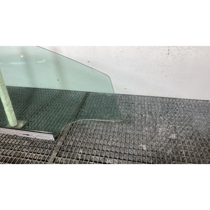 Vitre avant droit OPEL ASTRA H Photo n°3