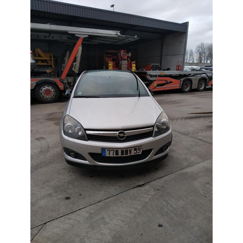 Vitre avant droit OPEL ASTRA H Photo n°9