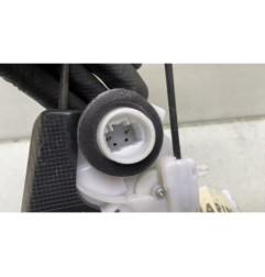 Serrure arriere gauche TOYOTA YARIS 3