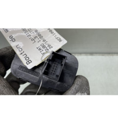 Bouton de warning FIAT QUBO