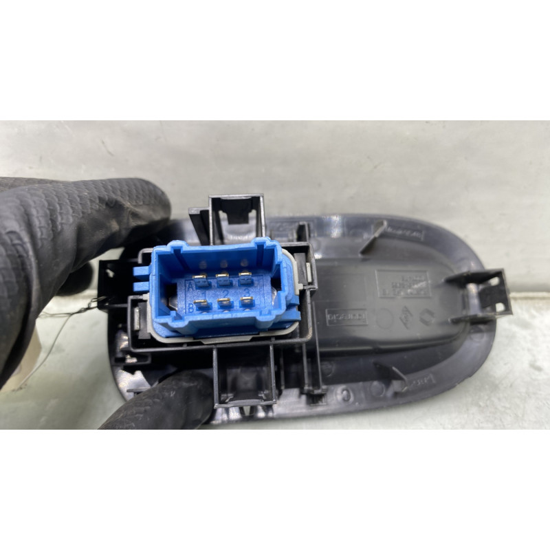 Interrupteur de leve vitre avant droit RENAULT MASTER 3 Photo n°3