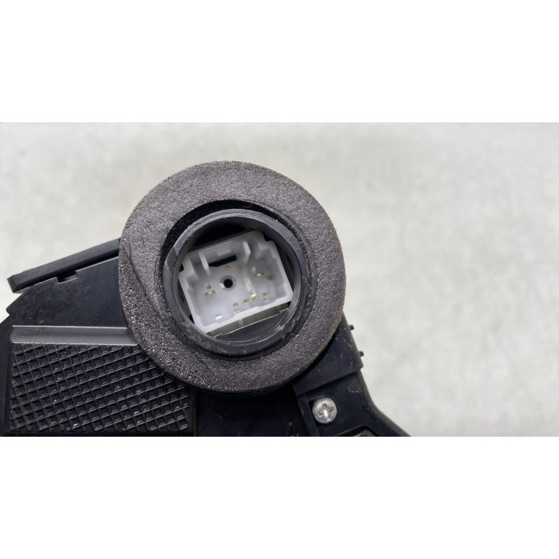 Serrure avant droit TOYOTA YARIS 2 Photo n°5