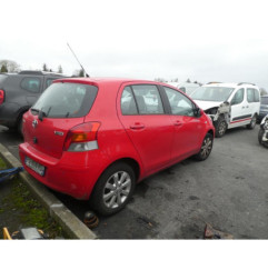 Serrure avant droit TOYOTA YARIS 2