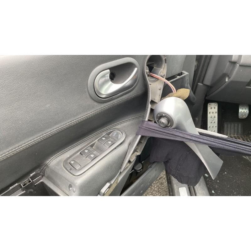 Boitier air bag RENAULT MEGANE 2 Photo n°10