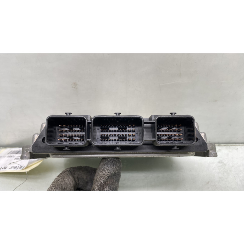 Calculateur moteur CITROEN C5 2 Photo n°3