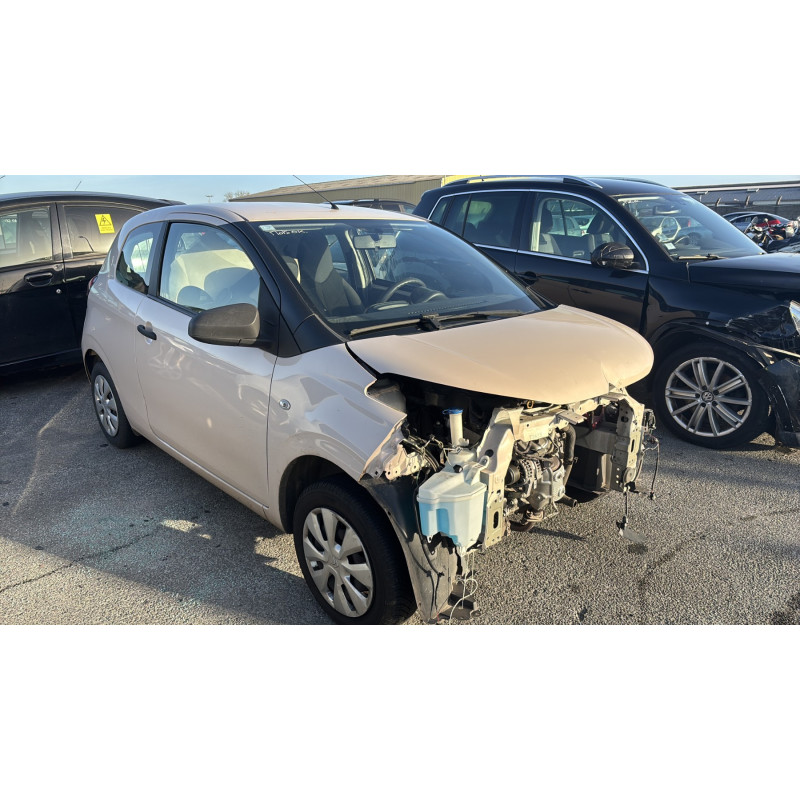 Lunette arriere CITROEN C1 2 Photo n°4