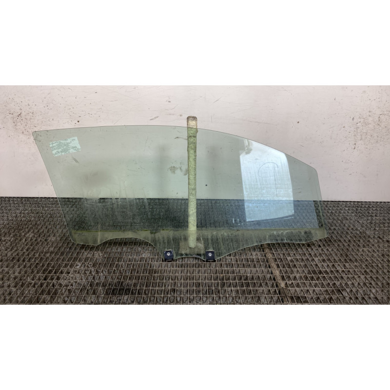 Vitre avant gauche CITROEN C1 2 Photo n°5