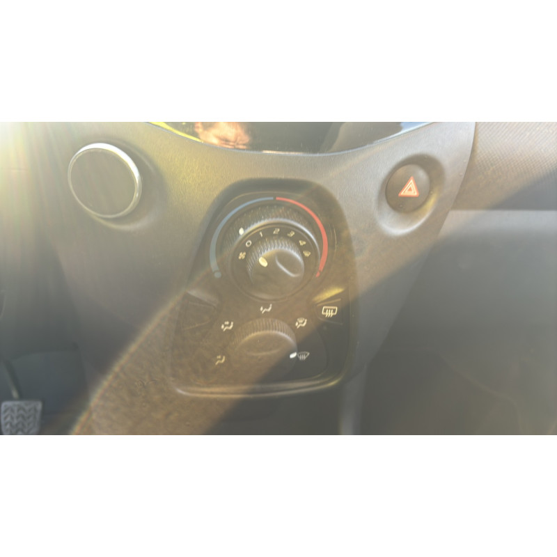 Calculateur moteur CITROEN C1 2 Photo n°18