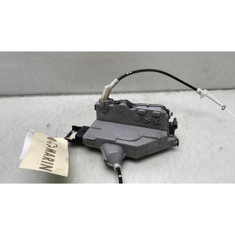 Serrure arriere droit PEUGEOT 5008 1 Photo n°4