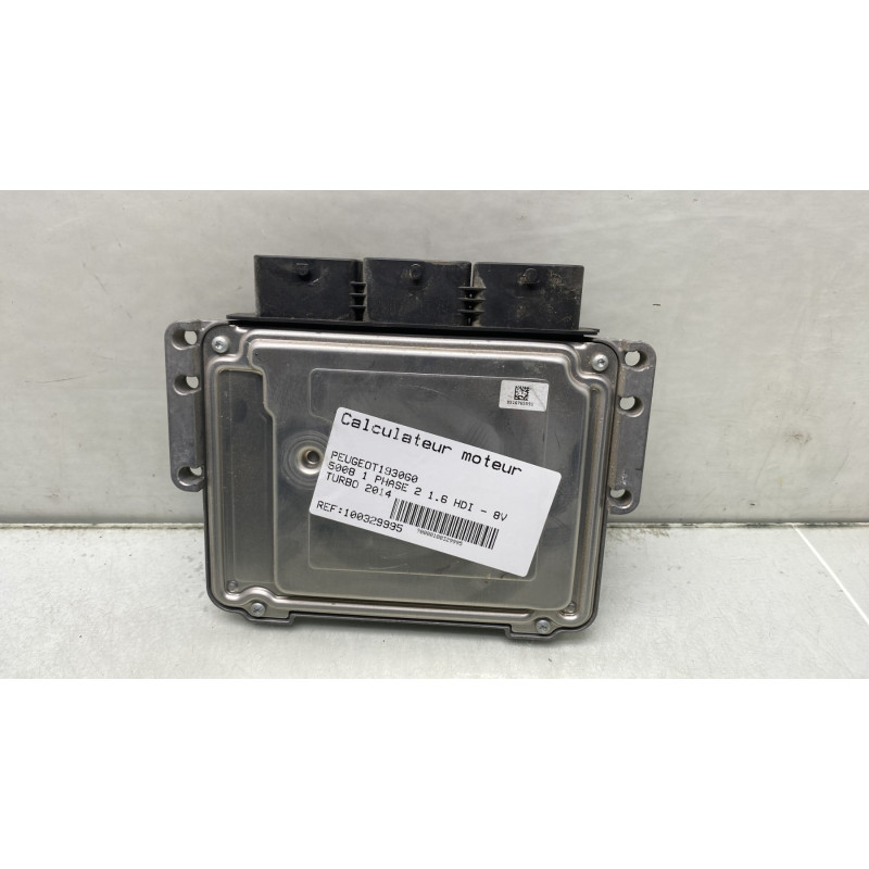 Calculateur moteur PEUGEOT 5008 1 Photo n°4