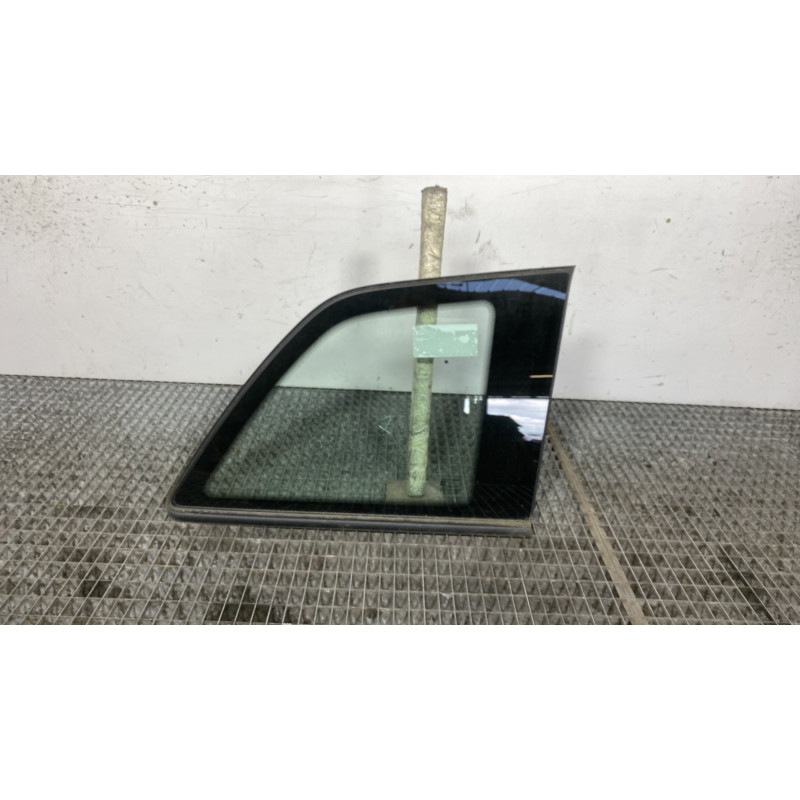 Custode arriere droit OPEL ZAFIRA B Photo n°1