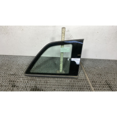Custode arriere droit OPEL ZAFIRA B Photo n°1