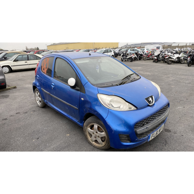 Porte avant droit PEUGEOT 107 Photo n°10