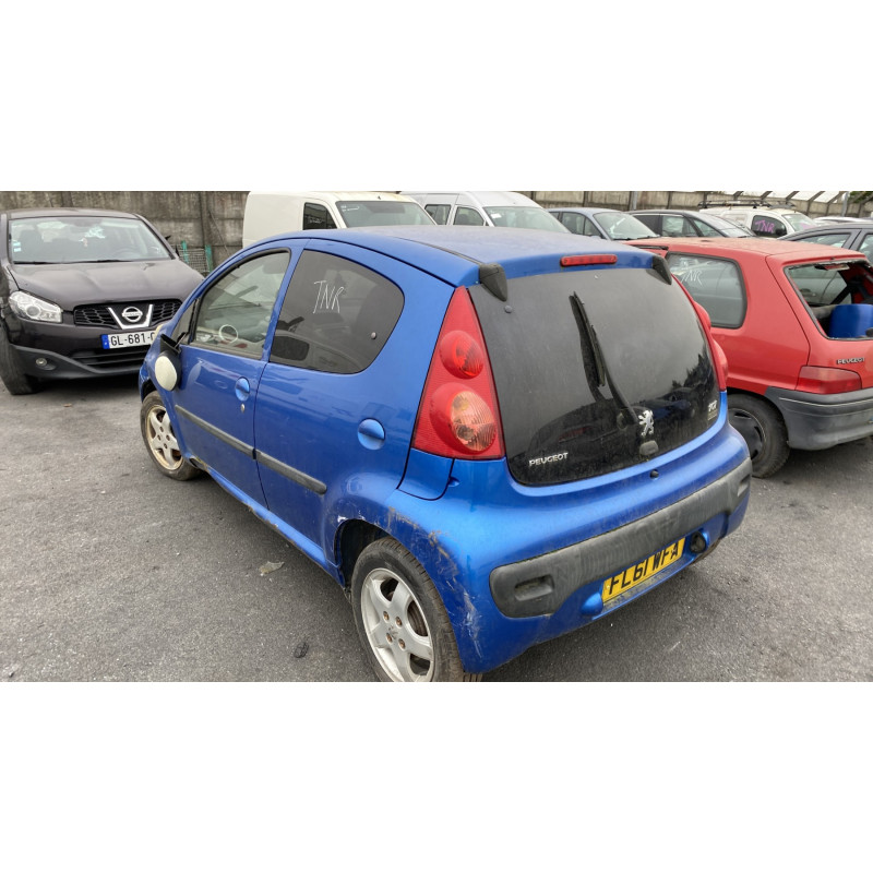 Porte avant droit PEUGEOT 107 Photo n°12