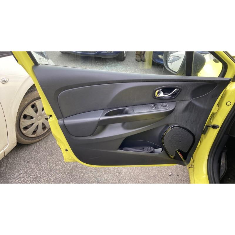 Feu arriere principal gauche (feux) RENAULT CLIO 4 Photo n°10