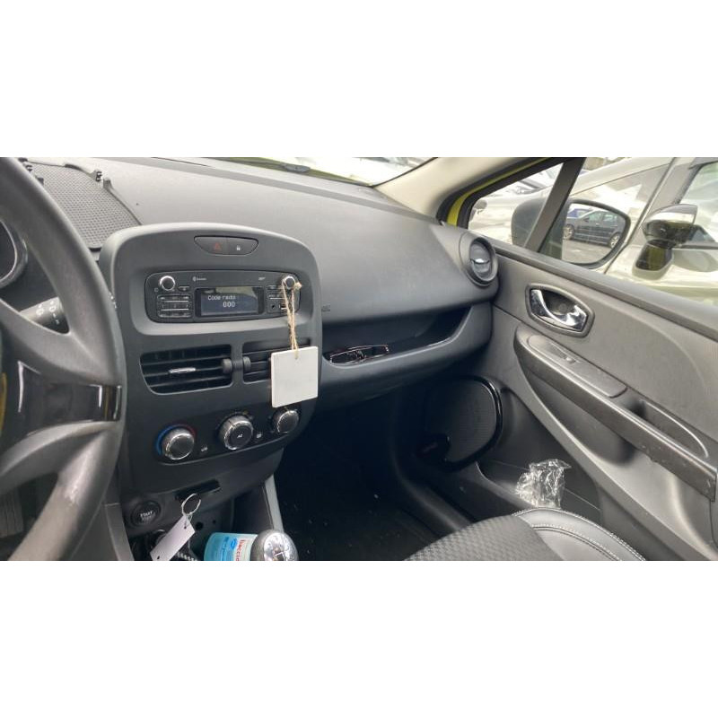 Feu arriere principal gauche (feux) RENAULT CLIO 4 Photo n°13