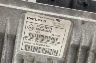 Calculateur moteur RENAULT CLIO 3