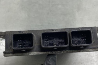 Calculateur moteur RENAULT CLIO 3