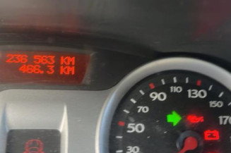 Calculateur moteur RENAULT CLIO 3