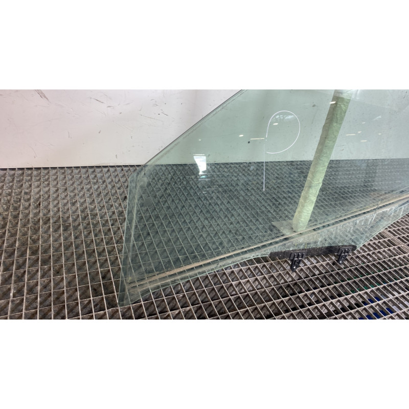 Vitre avant gauche RENAULT KADJAR Photo n°4