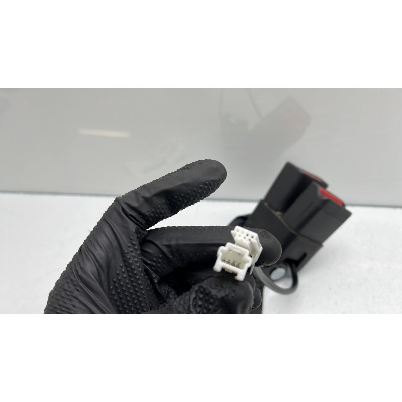 Attache ceinture arriere droit RENAULT KADJAR Photo n°4